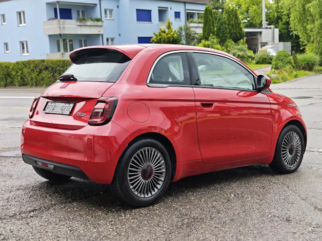 FIAT 500 Red