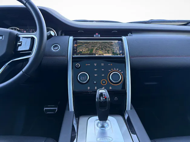 Land Rover Discovery Sport 2.0 Si4 250 R-Dynamic SE 5+2 Sitze