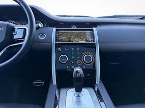Fahrzeugbild LAND ROVER Discovery Sport 2.0 Si4 250 R-Dynamic SE 5+2 Sitze