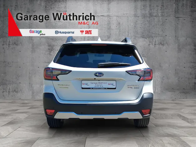 Subaru Outback 2.5i Swiss Plus