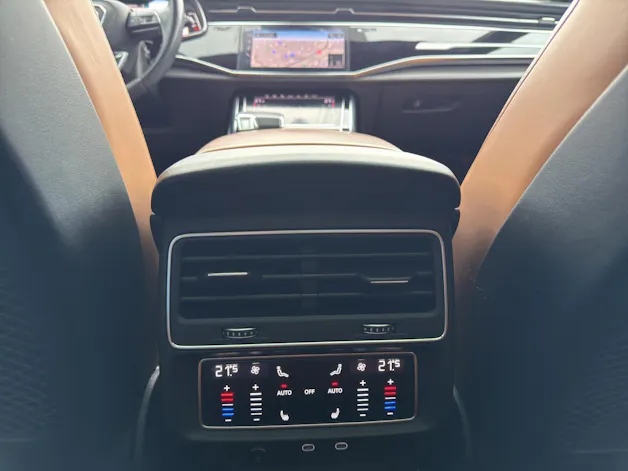 AUDI RS Q8 4.0 V8 TFSI quattro T-Tronic