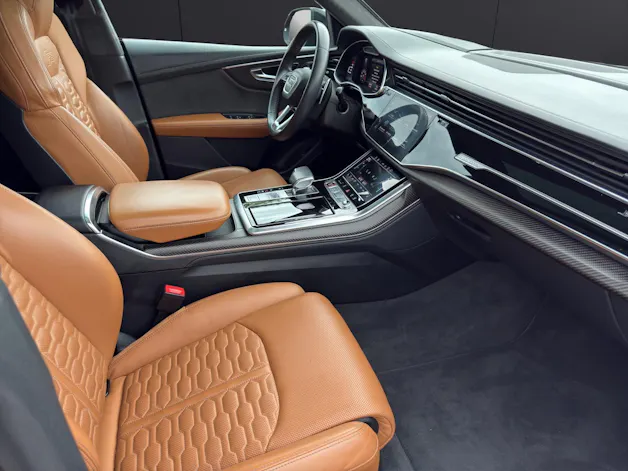 AUDI RS Q8 4.0 V8 TFSI quattro T-Tronic