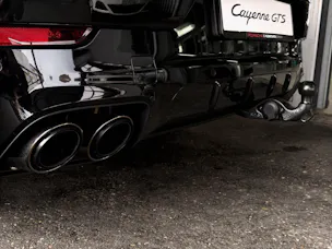 PORSCHE Cayenne GTS