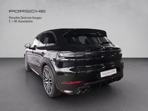 PORSCHE Cayenne GTS