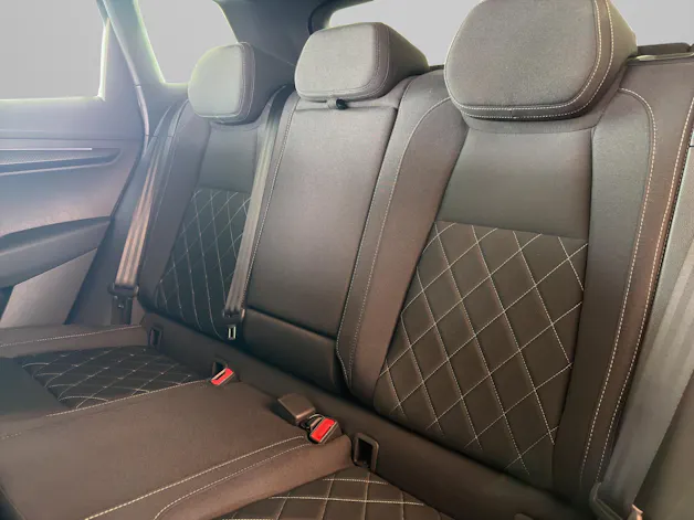 SKODA Karoq 1.5 TSI SportLine DSG
