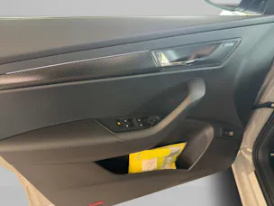 SKODA Karoq 1.5 TSI SportLine DSG