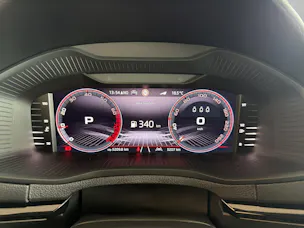 SKODA Karoq 1.5 TSI SportLine DSG