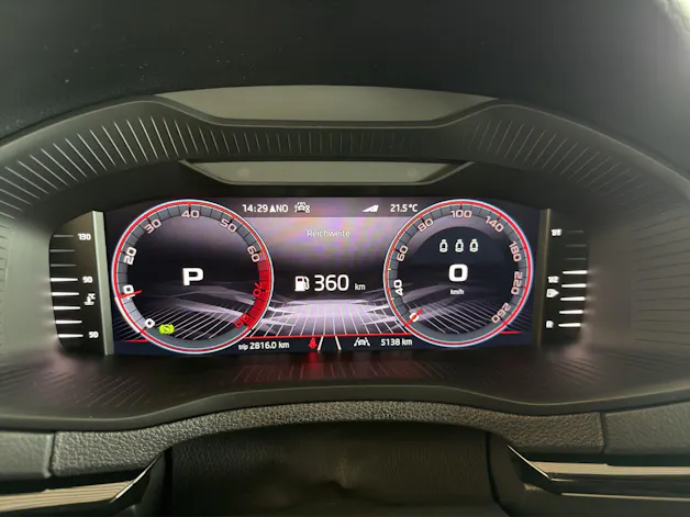 SKODA Karoq 1.5 TSI SportLine DSG