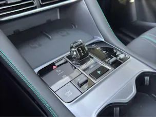 BYD Seal U DM-i Design AWD
