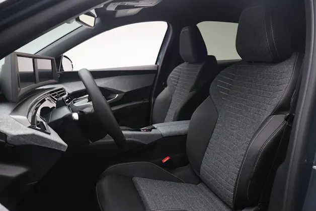 PEUGEOT 3008 1.6 PHEV 225 Allure