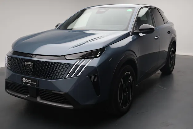 PEUGEOT 3008 1.6 PHEV 225 Allure