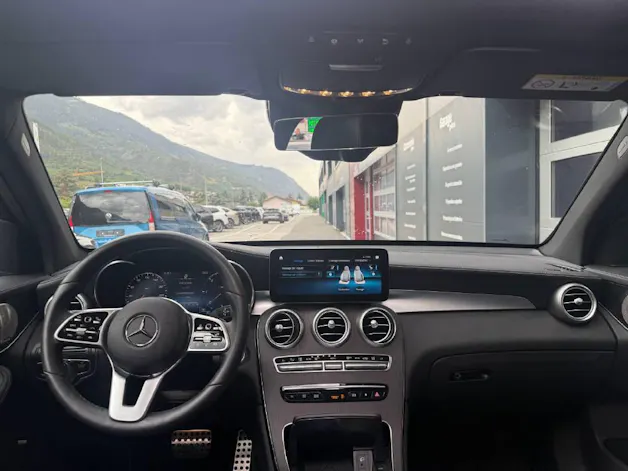 MERCEDES-BENZ GLC 400d AMG Line 4m (CH)