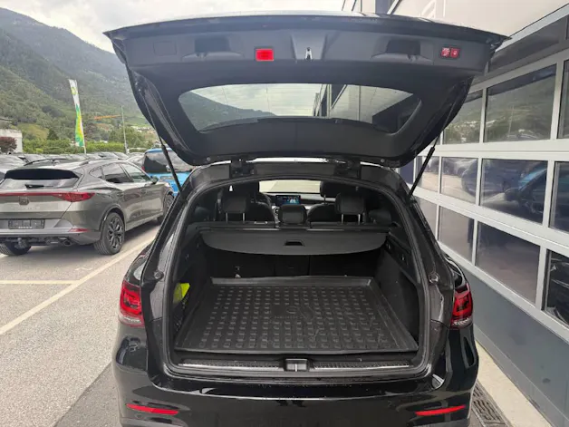 MERCEDES-BENZ GLC 400d AMG Line 4m (CH)