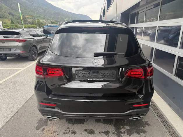 MERCEDES-BENZ GLC 400d AMG Line 4m (CH)