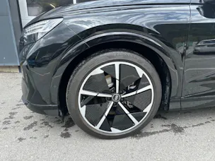 AUDI Q4 e-tron Sportback 50 quattro (CH)