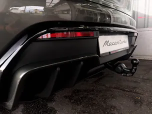 PORSCHE Macan Turbo