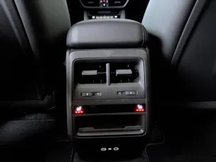 PORSCHE Macan Turbo