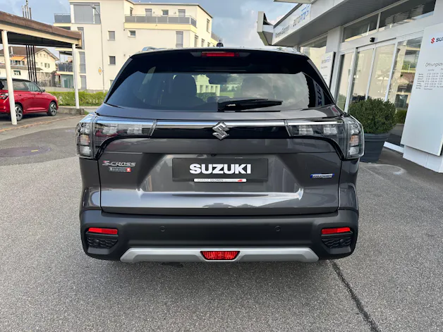 Suzuki S-Cross 1.4 T Piz Sulai Top Hybrid 4x4