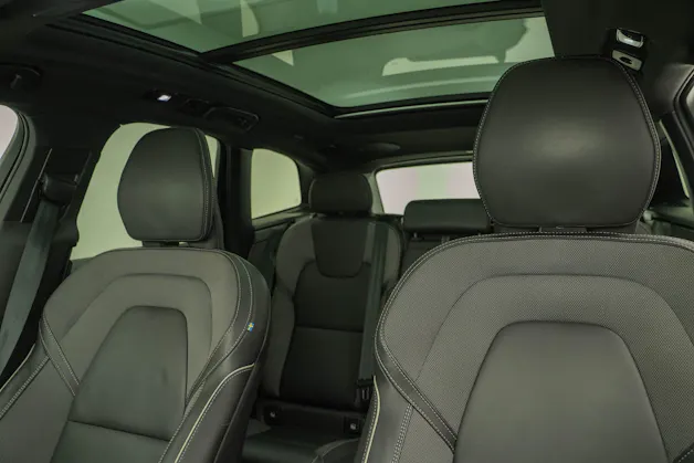 VOLVO XC60 2.0 T6 TE Ultimate Dark eAWD
