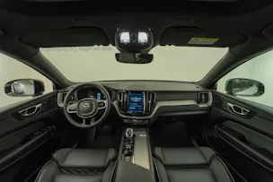 VOLVO XC60 2.0 T6 TE Ultimate Dark eAWD
