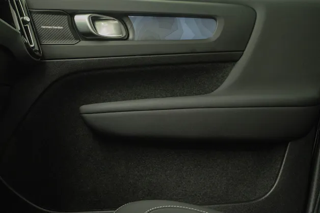VOLVO C40 E80 Ultimate AWD