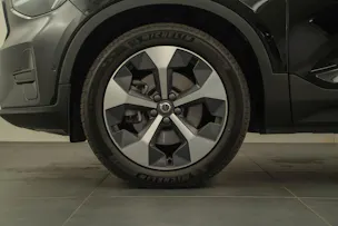 VOLVO XC40 2.0 B4 MH Plus Dark