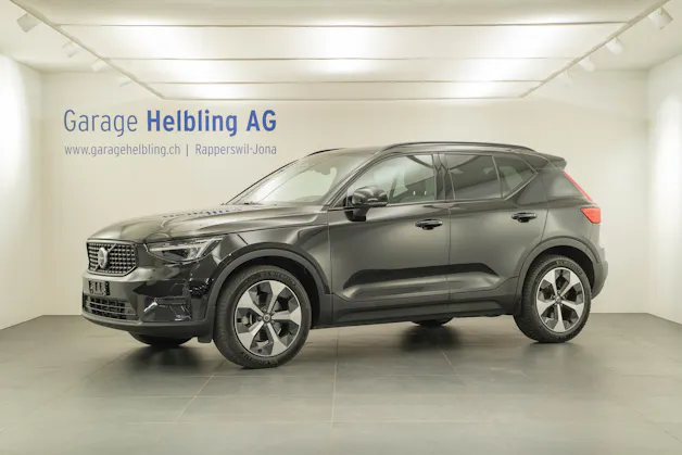 VOLVO XC40 2.0 B4 MH Plus Dark