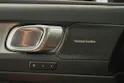 VOLVO XC40 2.0 B4 MH Plus Dark