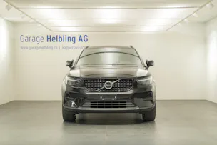 VOLVO XC40 2.0 B4 MH Plus Dark