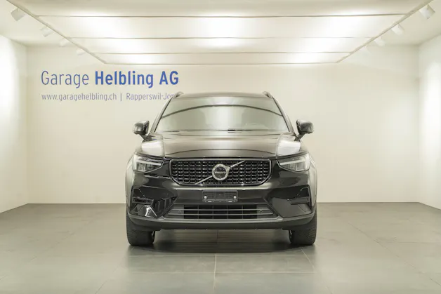 VOLVO XC40 2.0 B4 MH Plus Dark