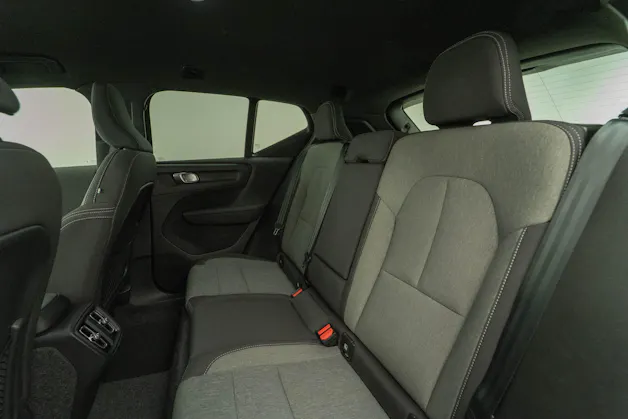 VOLVO XC40 2.0 B4 MH Plus Dark