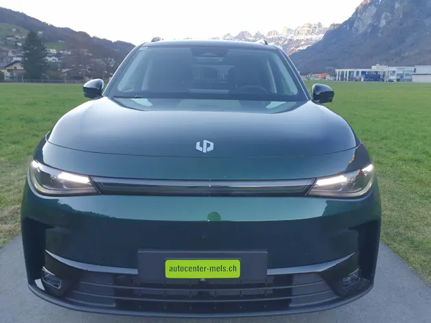 Leapmotor C10 EV AWD