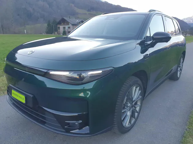 Leapmotor C10 EV AWD