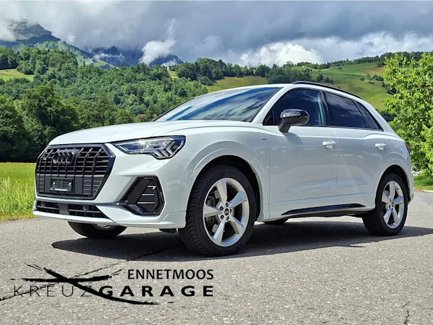 AUDI Q3 40 TDI S line quattro S-tronic *AHK+8-fach bereift*