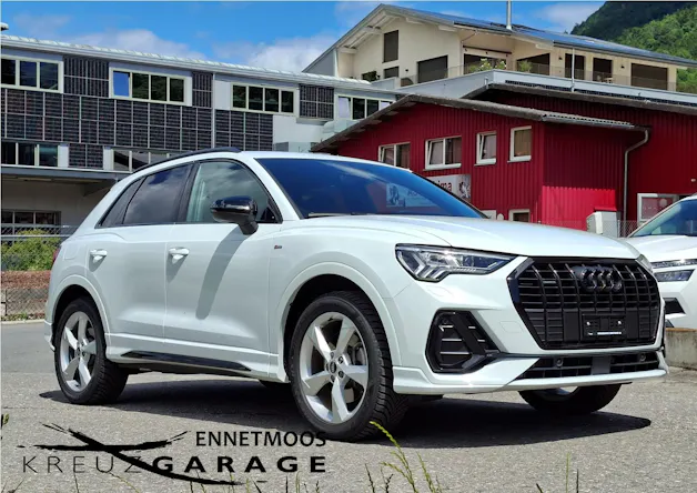 AUDI Q3 40 TDI S line quattro S-tronic *AHK+8-fach bereift*
