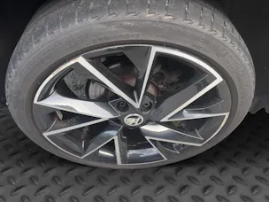 SKODA Karoq 1.5 TSI ACT SportLine DSG