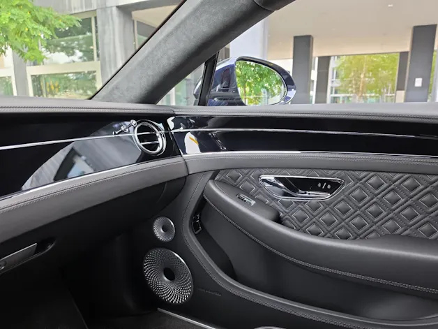 BENTLEY Continental GT 4.0 V8 Mulliner- Ausführung aus 1. Hand