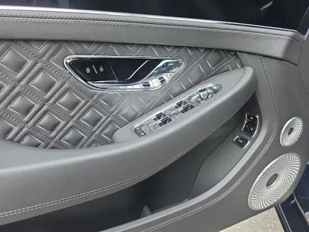 BENTLEY Continental GT 4.0 V8 Mulliner- Ausführung aus 1. Hand