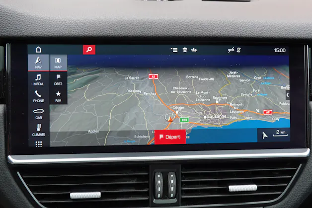PORSCHE Cayenne Coupé E-Hybrid "*CH Auto * Sièges Chauffants * Tempomat Adaptatif * Caméra 360' * Phares LED*"