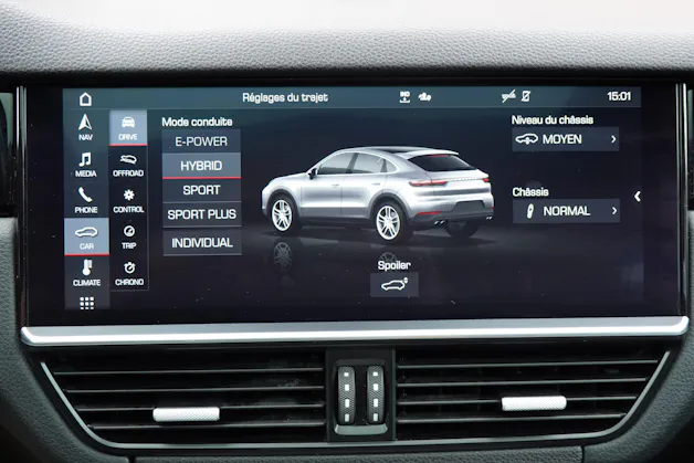 PORSCHE Cayenne Coupé E-Hybrid "*CH Auto * Sièges Chauffants * Tempomat Adaptatif * Caméra 360' * Phares LED*"