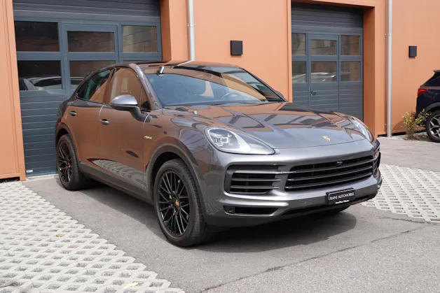 PORSCHE Cayenne Coupé E-Hybrid "*CH Auto * Sièges Chauffants * Tempomat Adaptatif * Caméra 360' * Phares LED*"