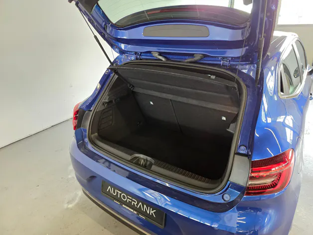 RENAULT Clio 1.6 E-Tech Intens