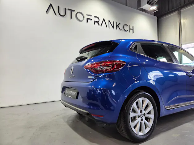 RENAULT Clio 1.6 E-Tech Intens