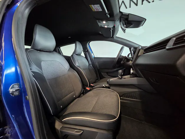 RENAULT Clio 1.6 E-Tech Intens