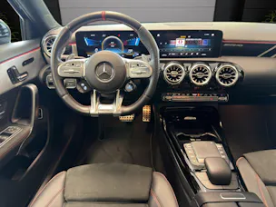 MERCEDES-BENZ A 35 AMG 4Matic