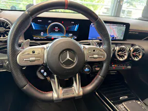 MERCEDES-BENZ A 35 AMG 4Matic