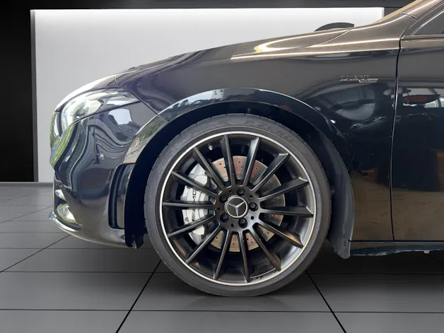 MERCEDES-BENZ A 35 AMG 4Matic