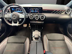 MERCEDES-BENZ A 35 AMG 4Matic