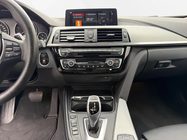 BMW 320d xDrive Touring EdSpo