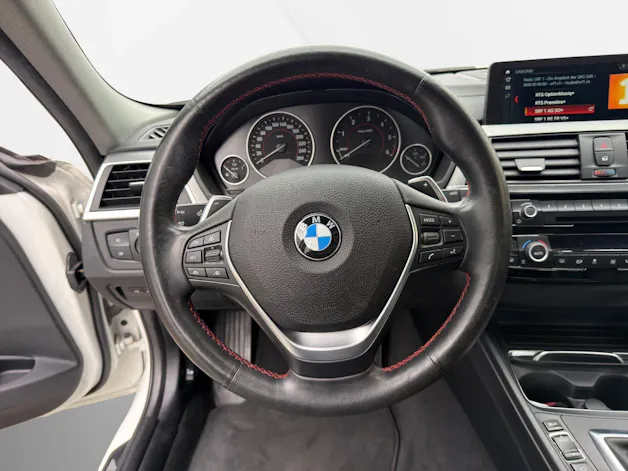 BMW 320d xDrive Touring EdSpo